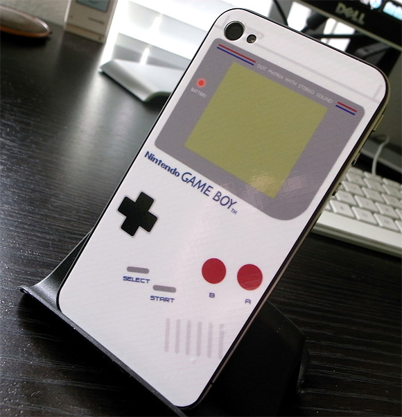 iPhone 4 Game Boy